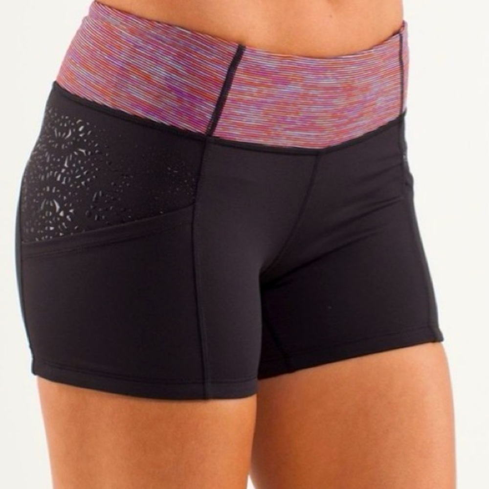 Lululemon Shorty Short Spandex